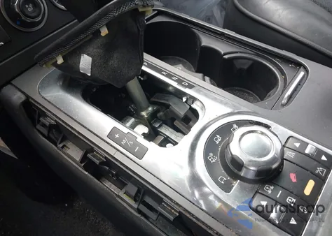 2012 Land Rover Range Rover Hse z USA, uszkodzony, nr VIN SALMF1D40CA360623